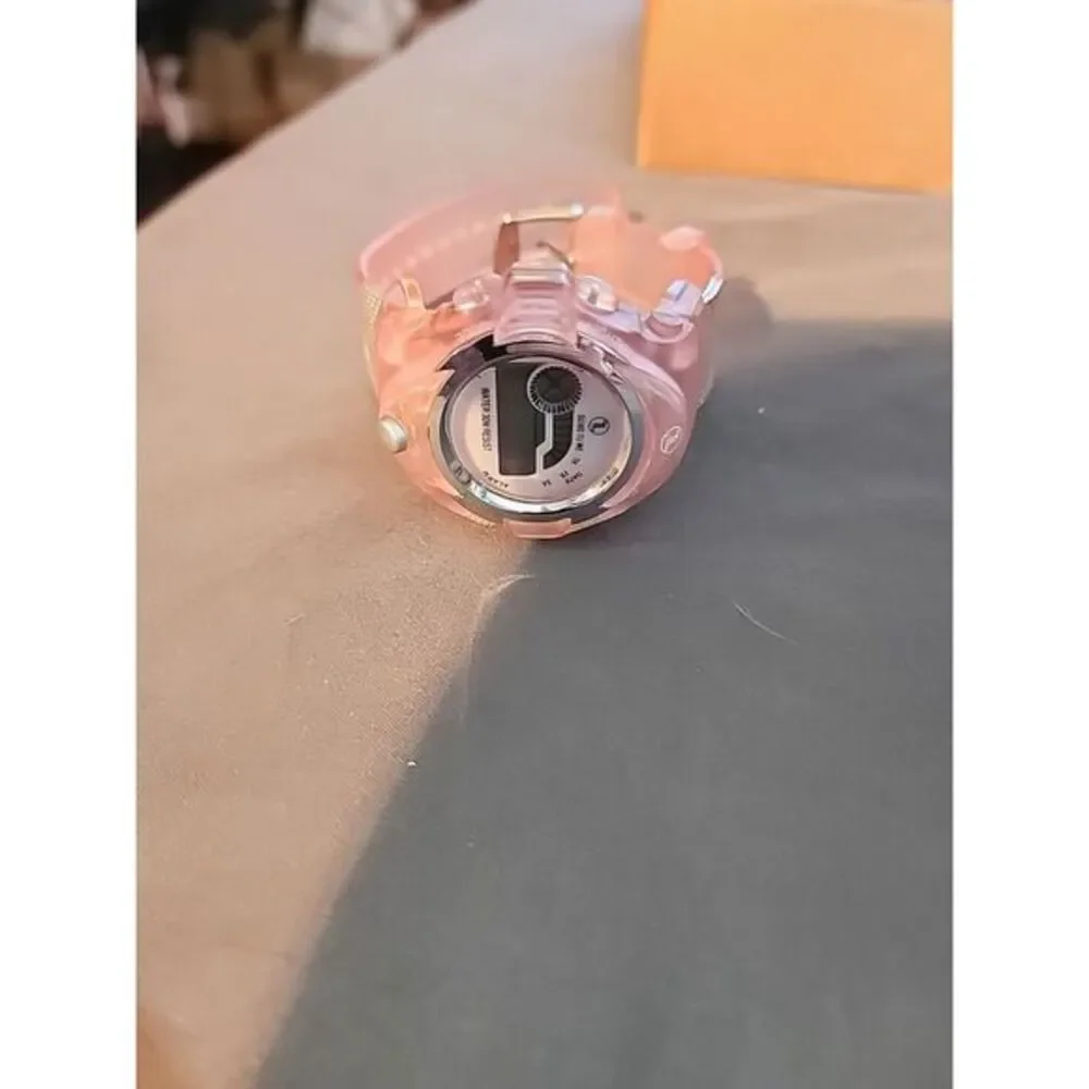 Womans Watch Water Resist 30M‎ TL